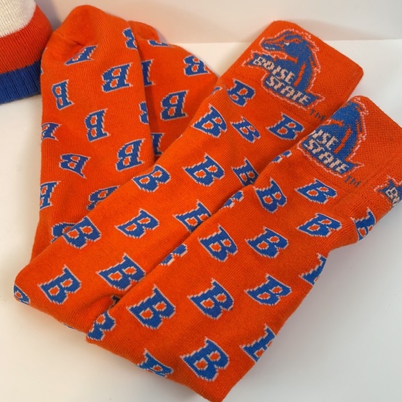 Nike Boise State Beanies and long socks bundle - Picture 4 of 5